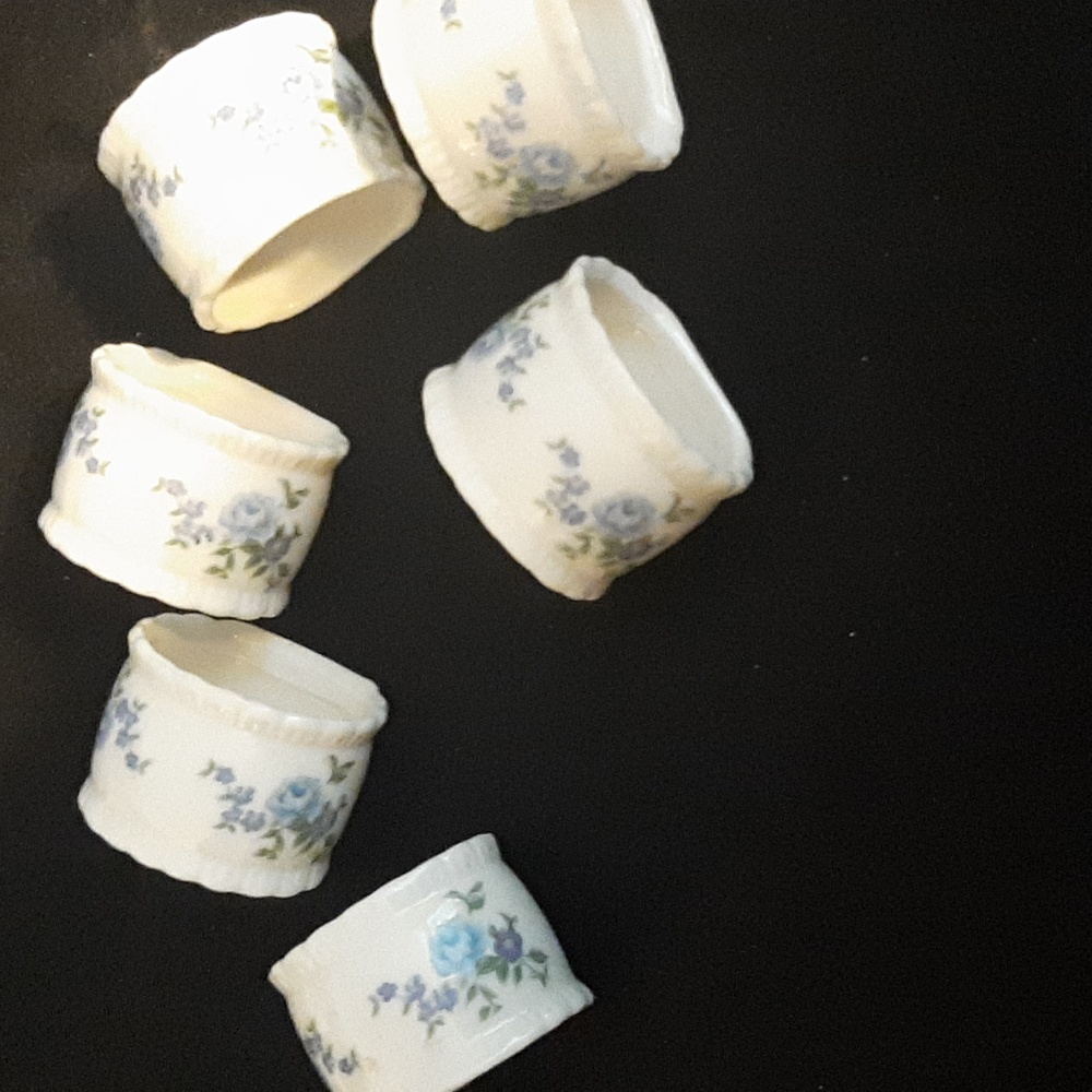 Bone China Japan blue flower Napkin Rings, 1950s